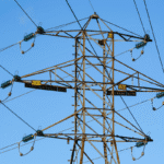 Linia energetyczna średniego napięcia a budowa domu na działce