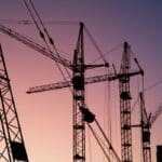 Profesjonalne usługi dźwigowe w Warszawie – postaw na żurawie od firmy Tomczyk